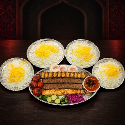 سینی شاه پسند 4نفره(خلال+ نگینی+ جوجه{فیله}+ 2سیخ کوبیده+ 4پرس برنج)